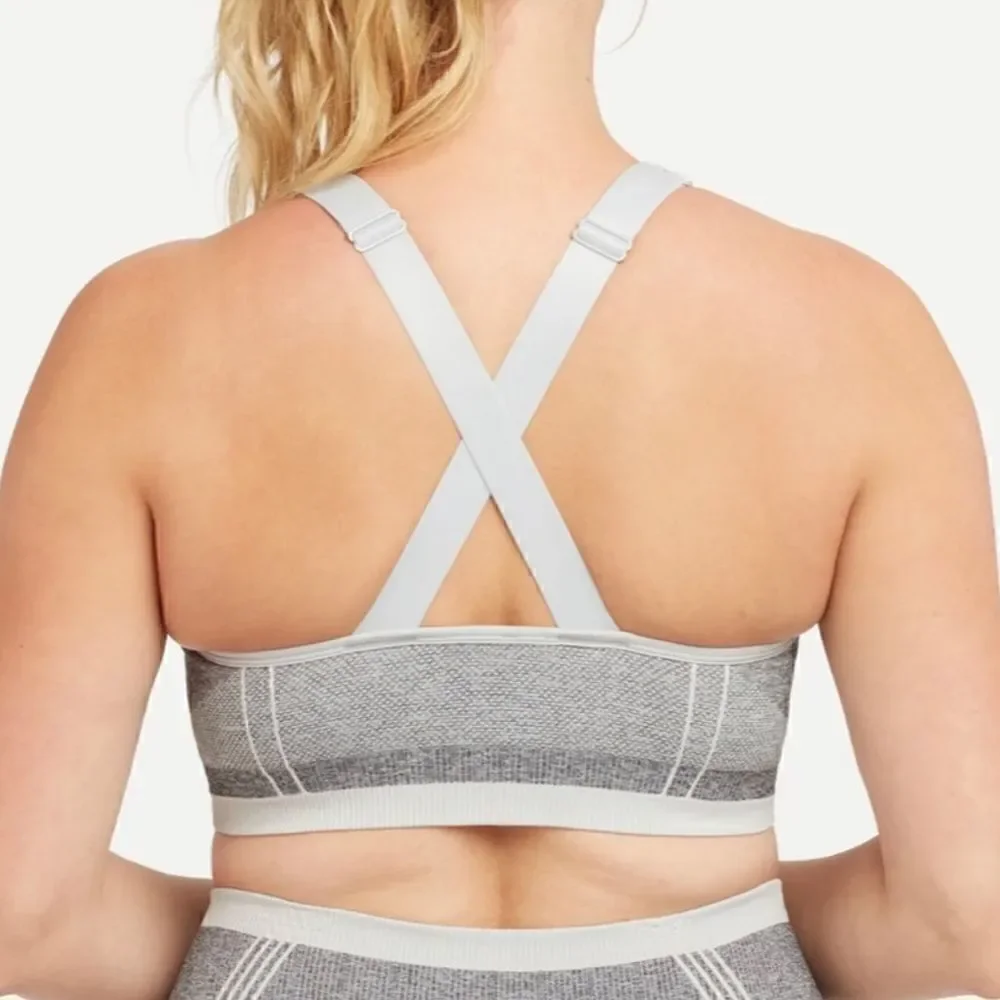 NWT Spanx Spacedye Cloudy Gray Seamless Sculpt Sports Bra S Padded Crisscross